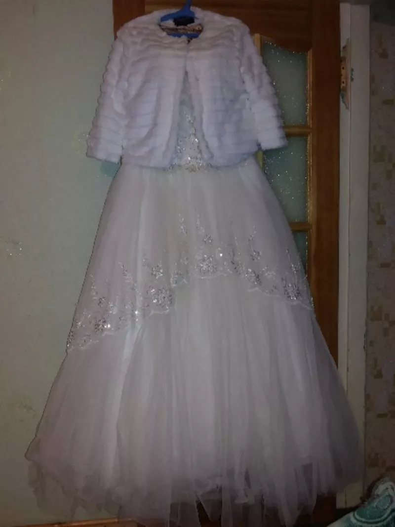 Свадебное Платье...